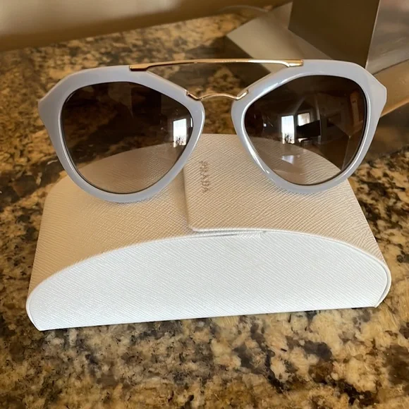 Authentic PRADA GREY BUTTERFLY SUNGLASSES Prada SPR A19 Butterfly Sunglasses | Fashion Eyewear main image 4